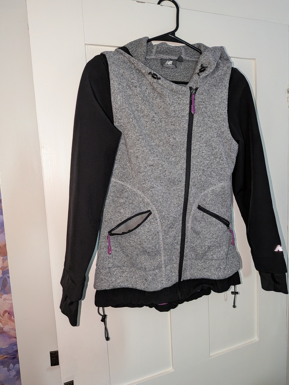 New Balance Women's Gray & Black Hooded Jacket